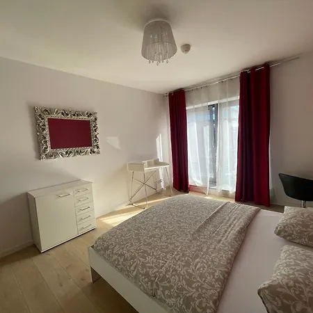 Absyntapart Krawiecka - Just In Center Rynek *