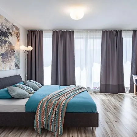 Absyntapart Krawiecka - Just In Center Rynek Wrocław