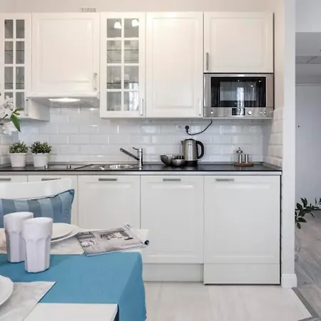 Absyntapart Krawiecka - Just In Center Rynek * Wrocław